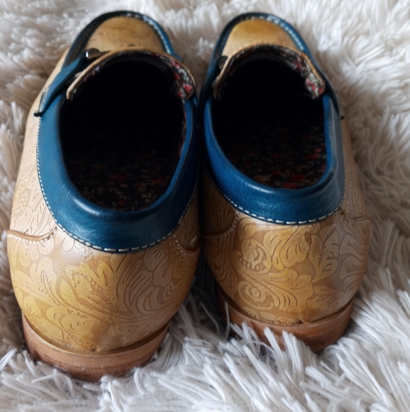 Antonio Cerrelli Mens tan scotch and navy loafers - Picture 5 of 11